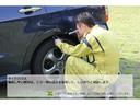 鑑定項目は外装、内装、機関、修復歴の4つ。プロの鑑定師が入念かつ厳しいチェックを通して、それぞれの項目について5段階のグレードを定めています。