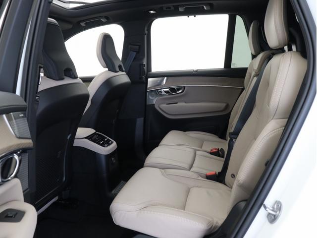 ＸＣ９０ ウルトラ　Ｔ８　ＡＷＤ　プラグインハイブリッド　ＰＨＥＶ　サンルーフ　Ｂ＆Ｗ　エアサス　Ｇｏｏｇｌｅ搭載　ドラレコ　前後シートヒーター　ステアリングホイールヒーター　ワイヤレススマホチャージ　クリスタルガラスシフトノブ　ブラウンアッシュウッドパネル（15枚目）