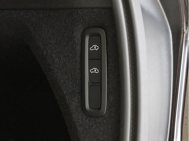 ＸＣ９０ ウルトラ　Ｔ８　ＡＷＤ　プラグインハイブリッド　ＰＨＥＶ　サンルーフ　Ｂ＆Ｗ　エアサス　Ｇｏｏｇｌｅ搭載　ドラレコ　前後シートヒーター　ステアリングホイールヒーター　ワイヤレススマホチャージ　クリスタルガラスシフトノブ　ブラウンアッシュウッドパネル（35枚目）