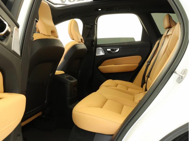 XC60 リチャージアルティメトT6AWDプラグインハイブリド PHEV 電動パノラマサンルーフ B&Wプレミアムサウンド エアサス Google搭載 前後純正ドラレコ クリスタルシフトノブ リニアライムウッドパネル 前後シートヒーター ステアリングホイールヒータ(15枚目)
