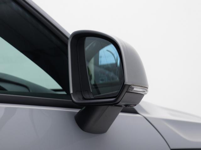 ＸＣ４０ プラス　Ｂ４　ＡＷＤ　クライメートＰＫＧ　Ｇｏｏｇｌｅ搭載　ドラレコ　４８Ｖ　前後シートヒーター　ステアリングホイールヒーター　リア５面ダークティンテッドガラス　ワイヤレススマホチャージ　パワーテールゲート　３６０°カメラ（24枚目）