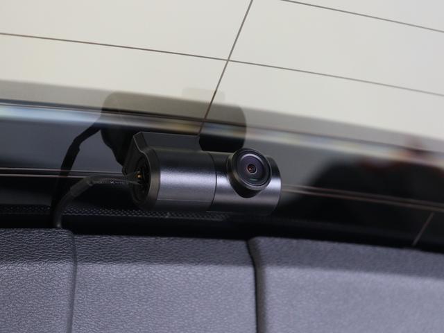 Ｖ６０ アルティメット　Ｂ４　Ｇｏｏｇｌｅ搭載　純正３６０°ドラレコ　４８Ｖ　茶革　ｈａｒｍａｎ／ｋａｒｄｏｎ　リラクゼーション機能　前後シートヒーター　ステアリングホイールヒーター　リニアライムウッドパネル　クリスタルシフトノブ（35枚目）