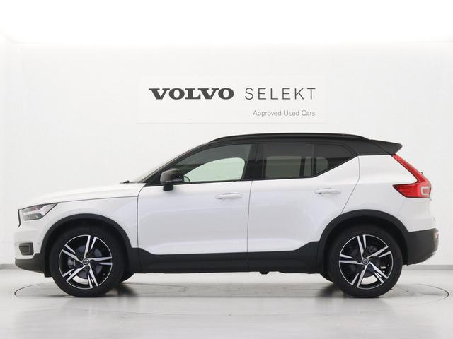 ＸＣ４０ Ｂ４　ＡＷＤ　Ｒデザイン　サンルーフ　専用スポーツサス　ドラレコ　４８Ｖ　Ｌａｖａオレンジカラーフロアカーペット＆ドア内張り　ｈａｒｍａｎ／ｋａｒｄｏｎ　前後シートヒーター　ステアリングヒーター　ワイヤレススマホチャージ（6枚目）