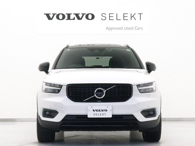 ＸＣ４０ Ｂ４　ＡＷＤ　Ｒデザイン　サンルーフ　専用スポーツサス　ドラレコ　４８Ｖ　Ｌａｖａオレンジカラーフロアカーペット＆ドア内張り　ｈａｒｍａｎ／ｋａｒｄｏｎ　前後シートヒーター　ステアリングヒーター　ワイヤレススマホチャージ（9枚目）