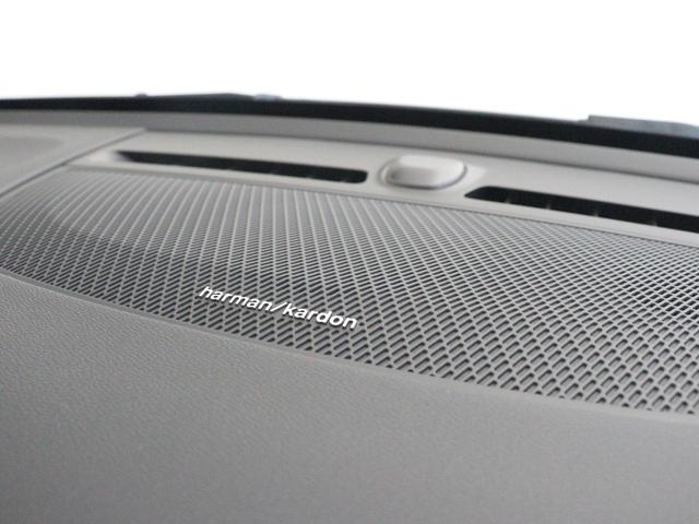ＸＣ４０ Ｂ４　ＡＷＤ　Ｒデザイン　サンルーフ　専用スポーツサス　ドラレコ　４８Ｖ　Ｌａｖａオレンジカラーフロアカーペット＆ドア内張り　ｈａｒｍａｎ／ｋａｒｄｏｎ　前後シートヒーター　ステアリングヒーター　ワイヤレススマホチャージ（15枚目）