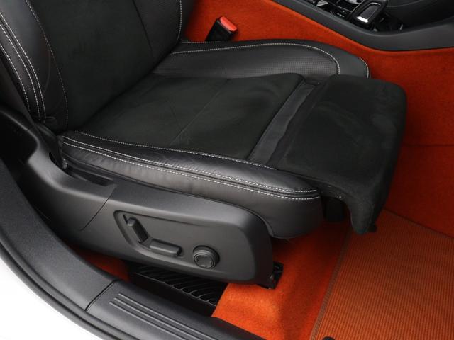ＸＣ４０ Ｂ４　ＡＷＤ　Ｒデザイン　サンルーフ　専用スポーツサス　ドラレコ　４８Ｖ　Ｌａｖａオレンジカラーフロアカーペット＆ドア内張り　ｈａｒｍａｎ／ｋａｒｄｏｎ　前後シートヒーター　ステアリングヒーター　ワイヤレススマホチャージ（35枚目）