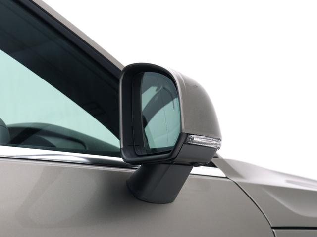 ＸＣ４０ Ｂ４　ＡＷＤ　インスクリプション　前後純正ドラレコ　４８Ｖ　茶革　ｈａｒｍａｎ／ｋａｒｄｏｎ　前後シートヒーター　ステアリングホイールヒーター　クリスタルシフトノブ　ワイヤレススマホチャージ　パワーテールゲート　３６０°カメラ（25枚目）