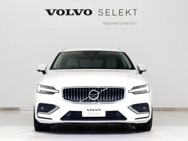 V60 B5 インスクリプション B5エンジン クライメートPKG 前後純正ドラレコ 48V 18インチAW 前後シートヒーター リラクゼーション機能 ワイヤレススマホチャージ ドリフトウッドパネル harman/kardon(8枚目)