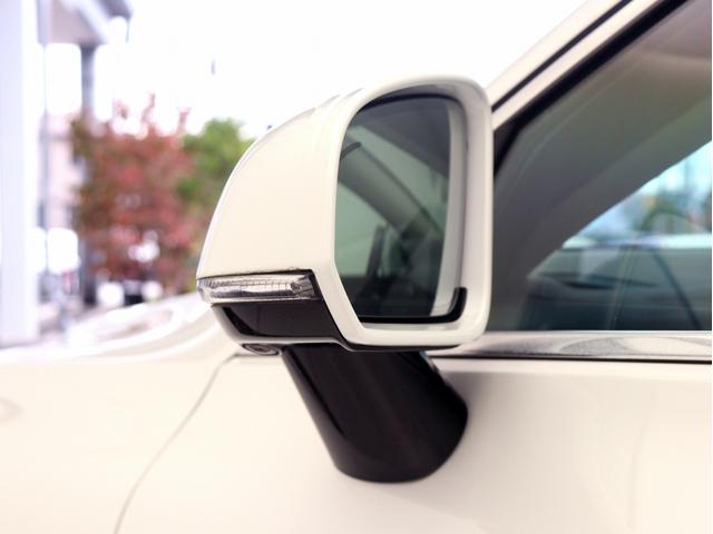 V60 B5 インスクリプション B5エンジン クライメートPKG 前後純正ドラレコ 48V 18インチAW 前後シートヒーター リラクゼーション機能 ワイヤレススマホチャージ ドリフトウッドパネル harman/kardon(25枚目)