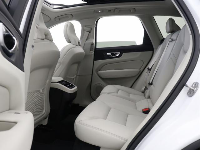XC60 ウルトラ B5 AWD サンルーフ 社内使用車 Google ドラレコ 48V harman/kardon ドリフトウッドパネル 19インチAW リラクゼーション機能 前後シートヒーター ステアリングホイールヒーター(13枚目)