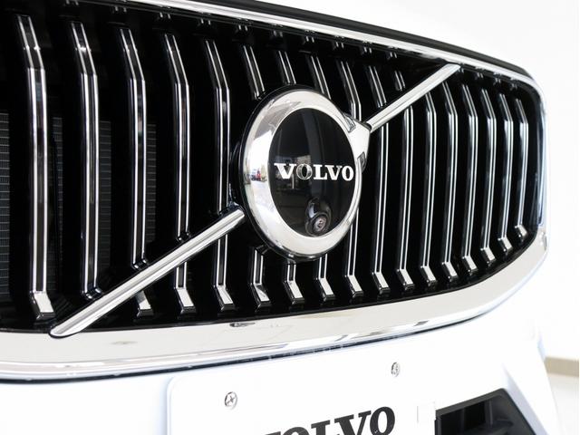 XC60 ウルトラ B5 AWD サンルーフ 社内使用車 Google ドラレコ 48V harman/kardon ドリフトウッドパネル 19インチAW リラクゼーション機能 前後シートヒーター ステアリングホイールヒーター(23枚目)