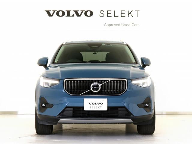 XC40 アルティメット B4 AWD Google ドラレコ 48V 黒革 19インチAW harman/kardon 前後シートヒーター ステアリングヒーター クリスタルシフトノブ ドリフトウッドパネル リアカメラ&360°カメラ(8枚目)