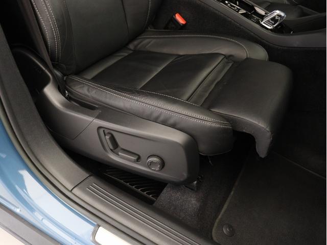 XC40 アルティメット B4 AWD Google ドラレコ 48V 黒革 19インチAW harman/kardon 前後シートヒーター ステアリングヒーター クリスタルシフトノブ ドリフトウッドパネル リアカメラ&360°カメラ(38枚目)