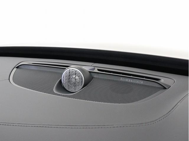 XC90 ウルトラ T8 AWD プラグインハイブリッド PHEV サンルーフ B&W エアサス Google ドラレコ 前後シートヒーター シートエアコン ステアリングホイールヒーター ワイヤレススマホチャージ クリスタルガラスシフトノブ 22AW(6枚目)