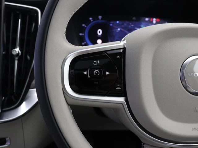 XC90 ウルトラ T8 AWD プラグインハイブリッド PHEV サンルーフ B&W エアサス Google ドラレコ 前後シートヒーター シートエアコン ステアリングホイールヒーター ワイヤレススマホチャージ クリスタルガラスシフトノブ 22AW(24枚目)