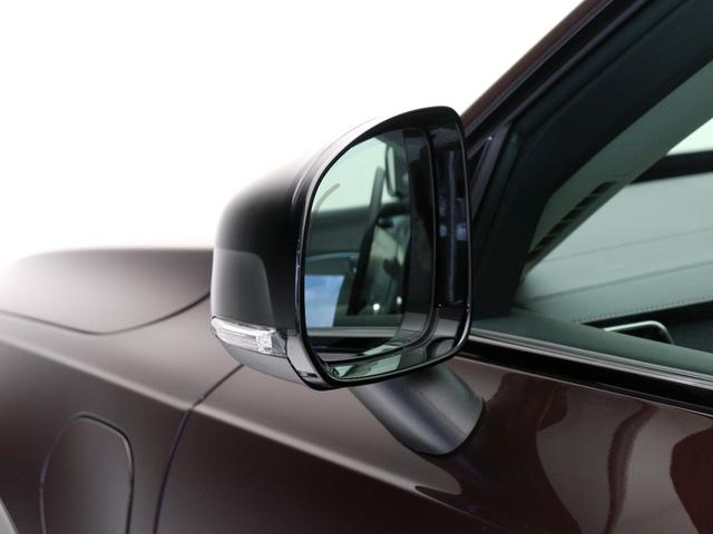 XC90 ウルトラ T8 AWD プラグインハイブリッド PHEV サンルーフ B&W エアサス Google ドラレコ 前後シートヒーター シートエアコン ステアリングホイールヒーター ワイヤレススマホチャージ クリスタルガラスシフトノブ 22AW(28枚目)