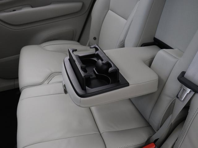 XC90 ウルトラ T8 AWD プラグインハイブリッド PHEV サンルーフ B&W エアサス Google ドラレコ 前後シートヒーター シートエアコン ステアリングホイールヒーター ワイヤレススマホチャージ クリスタルガラスシフトノブ 22AW(41枚目)