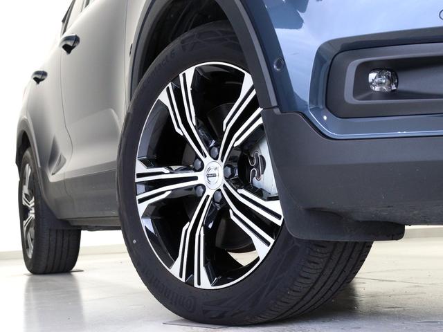 XC40 リチャージ PHV T5 インスクリプション PHEV サンルーフ 白革 デニムブルーメタリック harman/kardon 前後シートヒーター ステアリングホイールヒーター クリスタルシフトノブ ドリフトウッドパネル パワーテールゲート(9枚目)