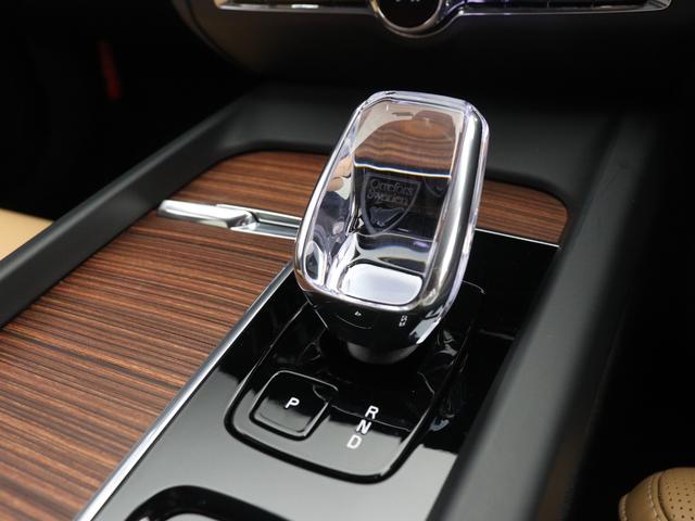 V60 クロスカントリー ウルトラ B5 AWD B&W Google搭載 ドラレコ 48V 茶革 19インチAW ドリフトウッドパネル クリスタルシフトノブ ベンチレーション機能 リラクゼーション機能 前後シートヒーター ステアリングヒーター(20枚目)