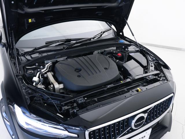 V60 クロスカントリー ウルトラ B5 AWD B&W Google搭載 ドラレコ 48V 茶革 19インチAW ドリフトウッドパネル クリスタルシフトノブ ベンチレーション機能 リラクゼーション機能 前後シートヒーター ステアリングヒーター(22枚目)
