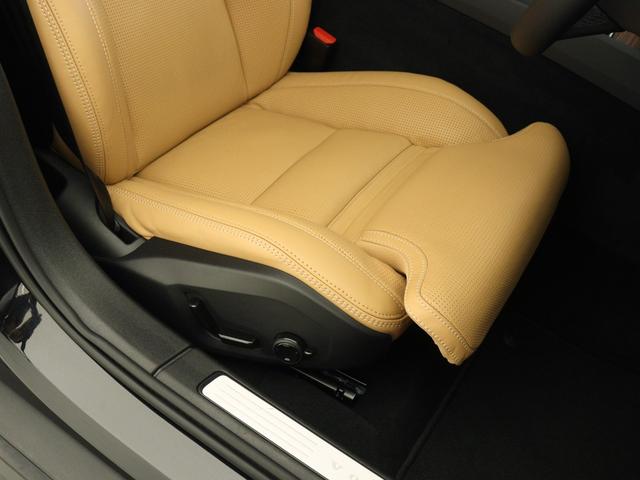V60 クロスカントリー ウルトラ B5 AWD B&W Google搭載 ドラレコ 48V 茶革 19インチAW ドリフトウッドパネル クリスタルシフトノブ ベンチレーション機能 リラクゼーション機能 前後シートヒーター ステアリングヒーター(37枚目)