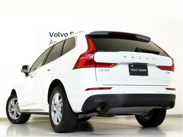 XC60 T5 AWD モーメンタム 360°カメラ フロント8ウェイパワーシート フロントシートヒーター パワーテールゲート リア5面ダークティンテッドガラス 18インチAW テキスタイルコンビシート アイアンオレアルミニウムパネル(26枚目)