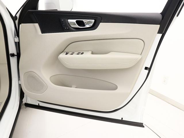 XC60 T5 AWD モーメンタム 360°カメラ フロント8ウェイパワーシート フロントシートヒーター パワーテールゲート リア5面ダークティンテッドガラス 18インチAW テキスタイルコンビシート アイアンオレアルミニウムパネル(37枚目)