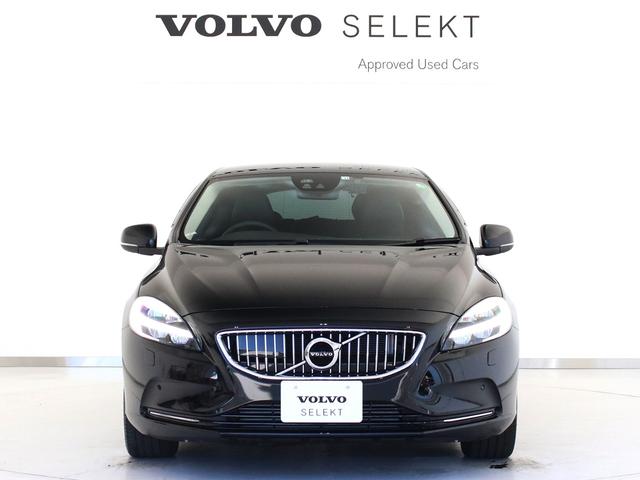 Volvo V40 D4 Inscription | 2018 | Black M | 22000 Km | Details.- Japanese Used Cars.goo-Net Exchange