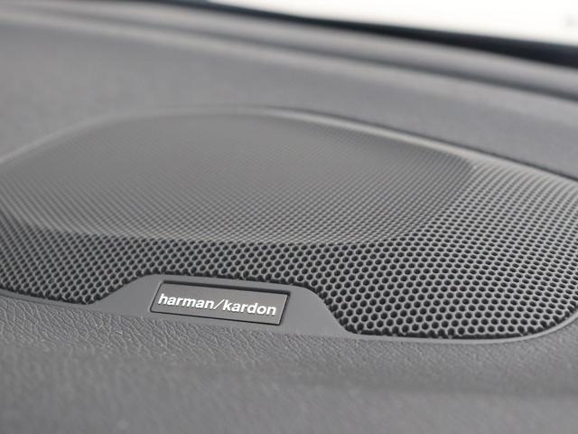 Ｖ４０ クロスカントリー　Ｔ５　ＡＷＤクラシックエディション　パノラマガラスルーフ　前後純正ドラレコ　シートヒーター　ｈａｒｍａｎ／ｋａｒｄｏｎプレミアムサウンド　パドルシフト　インテリアライトパッケージ　１７インチダイヤモンドカットシルバーＡＷ　キーレス（15枚目）