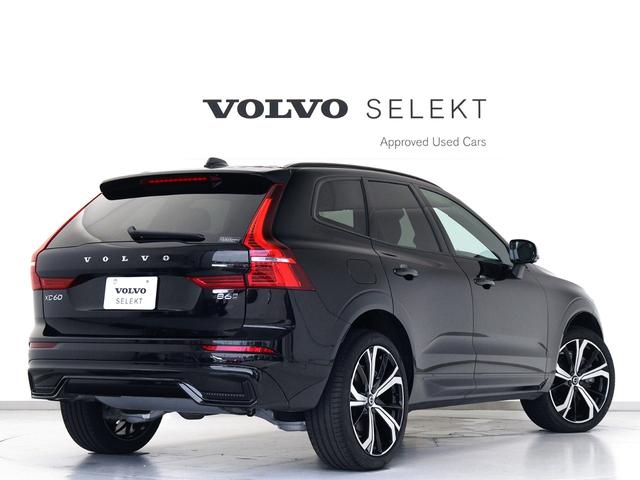 ＸＣ６０ Ｂ６　ＡＷＤ　Ｒデザイン　Ｂ６エンジン　エアサス　Ｇｏｏｇｌｅ　ドラレコ　４８Ｖ　ｈａｒｍａｎ／ｋａｒｄｏｎ　前後シートヒーター　ステアリングホイールヒーター　メタルメッシュアルミニウムパネル　ワイヤレススマホチャージ（6枚目）