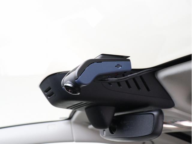 Ｖ６０ アルティメット　Ｂ４　サンルーフ　Ｇｏｏｇｌｅ搭載　ドラレコ　４８Ｖ　ｈａｒｍａｎ／ｋａｒｄｏｎ　クリスタルシフトノブ　ドリフトウッドパネル　前後シートヒーター　ステアリングヒーター　リラクゼーション機能　１８インチＡＷ（35枚目）