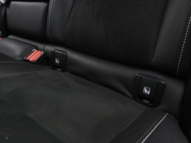 ＸＣ４０ Ｔ４　ＡＷＤ　Ｒデザイン　専用スポーツサス　２０１９年モデル　ドラレコ　パワーテールゲート　ワイヤレススマホチャージ　１９インチＡＷ　シートヒーター　専用Ｎｕｂｕｃｋ／ファインナッパレザーコンビネーションシート　３６０°カメラ（41枚目）