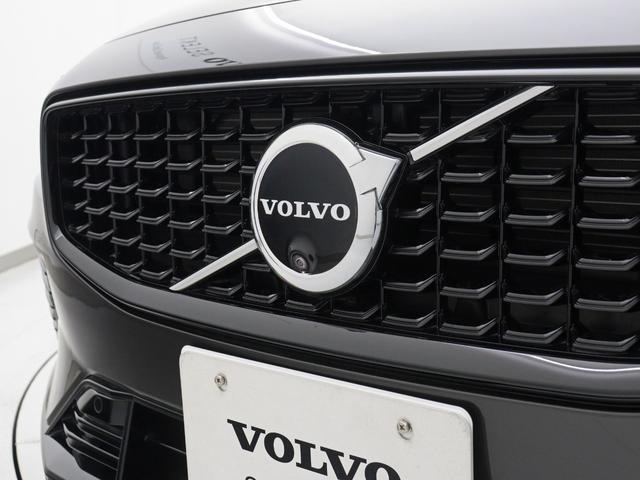 Ｖ６０ ウルトラ　Ｔ６　ＡＷＤ　プラグインハイブリッド　ＰＨＥＶ　サンルーフ　Ｂ＆Ｗ　２０２５年モデル　Ｇｏｏｇｌｅ搭載　ドラレコ　白革　前後シートヒーター　ステアリングヒーター　ベンチレーション機能　リラクゼーション機能　クリスタルシフトノブ　１９ＡＷ（24枚目）
