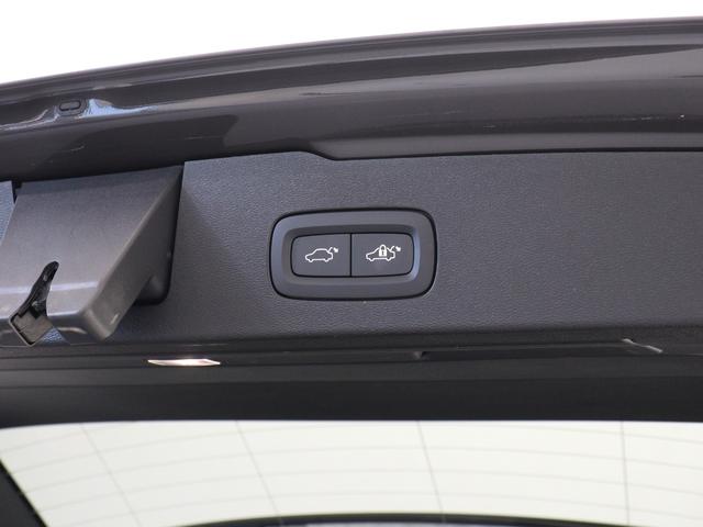 Ｖ６０ ウルトラ　Ｔ６　ＡＷＤ　プラグインハイブリッド　ＰＨＥＶ　サンルーフ　Ｂ＆Ｗ　２０２５年モデル　Ｇｏｏｇｌｅ搭載　ドラレコ　白革　前後シートヒーター　ステアリングヒーター　ベンチレーション機能　リラクゼーション機能　クリスタルシフトノブ　１９ＡＷ（32枚目）