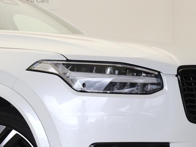 XC90 リチャージアルテメットT8AWDプラグインハイブリド PHEV サンルーフ エアサス 2023年モデル 3列7人乗り Google搭載 ドラレコ 白革 harman/kardon シートヒーター ステアリングヒーター リラクゼーション機能 22インチAW(28枚目)