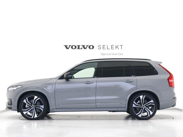XC90 ウルトラ T8 AWD プラグインハイブリッド PHEV サンルーフ B&W エアサス 2025モデル 3列7人乗り Google ドラレコ クリスタルシフトノブ グレーアッシュウッドパネル フロント&リア2列目シートヒーター 22インチAW(7枚目)