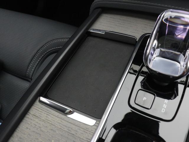 XC90 ウルトラ T8 AWD プラグインハイブリッド PHEV サンルーフ B&W エアサス 2025モデル 3列7人乗り Google ドラレコ クリスタルシフトノブ グレーアッシュウッドパネル フロント&リア2列目シートヒーター 22インチAW(23枚目)