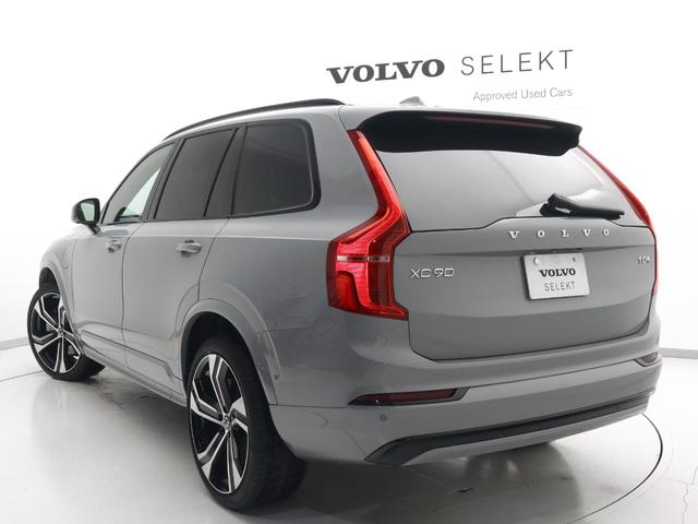 XC90 ウルトラ T8 AWD プラグインハイブリッド PHEV サンルーフ B&W エアサス 2025モデル 3列7人乗り Google ドラレコ クリスタルシフトノブ グレーアッシュウッドパネル フロント&リア2列目シートヒーター 22インチAW(33枚目)