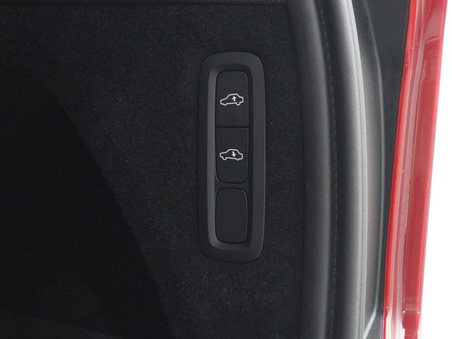 XC90 ウルトラ T8 AWD プラグインハイブリッド PHEV サンルーフ B&W エアサス 2025モデル 3列7人乗り Google ドラレコ クリスタルシフトノブ グレーアッシュウッドパネル フロント&リア2列目シートヒーター 22インチAW(37枚目)
