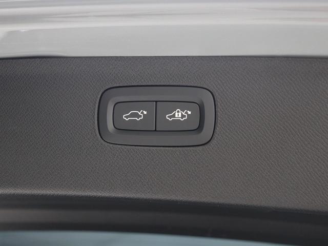 XC90 ウルトラ T8 AWD プラグインハイブリッド PHEV サンルーフ B&W エアサス 2025モデル 3列7人乗り Google ドラレコ クリスタルシフトノブ グレーアッシュウッドパネル フロント&リア2列目シートヒーター 22インチAW(38枚目)