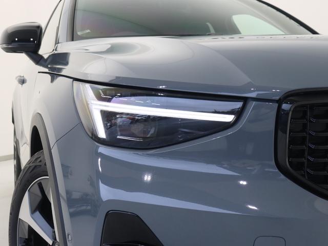 XC40 アルティメット B4 AWD ダークエディション ピクセルLED 特別仕様車 Google搭載 前後純正ドラレコ 48V Darkエクステリア harman/kardon 19インチダイヤモンドカットAW 前後シートヒーター ステアリングヒーター(24枚目)