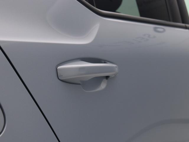 XC40 アルティメット B4 AWD ダークエディション ピクセルLED 特別仕様車 Google搭載 前後純正ドラレコ 48V Darkエクステリア harman/kardon 19インチダイヤモンドカットAW 前後シートヒーター ステアリングヒーター(26枚目)