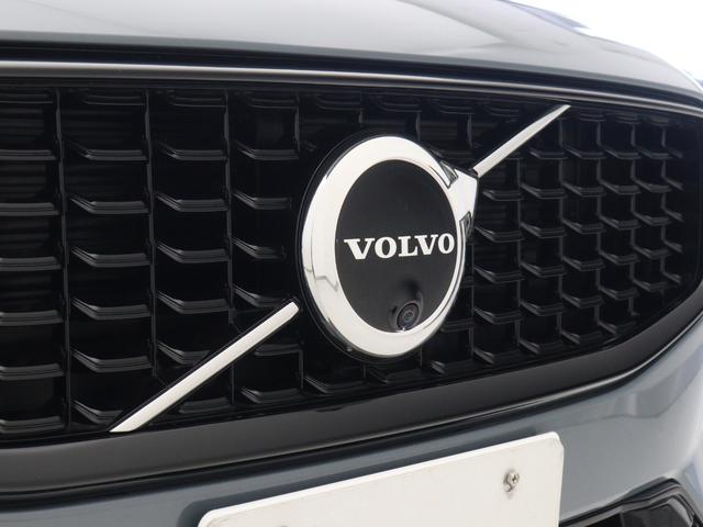 S60 リチャジアルティメットT6AWDプラグインハイブリド PHEV サンルーフ Google搭載 ドラレコ 白革 harman/kardon 前後シートヒーター ステアリングヒーター リラクゼーション機能 クリスタルシフトノブ 360°カメラ 19インチAW(23枚目)