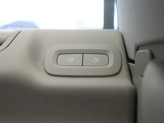 S60 リチャジアルティメットT6AWDプラグインハイブリド PHEV サンルーフ Google搭載 ドラレコ 白革 harman/kardon 前後シートヒーター ステアリングヒーター リラクゼーション機能 クリスタルシフトノブ 360°カメラ 19インチAW(41枚目)