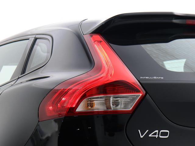 V40 D4 ダイナミックエディション クリーンディーゼル 最終2019年モデル特別限定車 純正ドラレコ 18インチグロッシーブラック/グロッシーホワイトAW 専用テキスタイル/レザーコンビシート パドルシフト ブラックグリッドアルミパネル(28枚目)