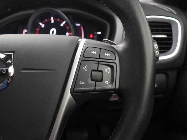 V40 D4 ダイナミックエディション クリーンディーゼル 最終2019年モデル特別限定車 純正ドラレコ 18インチグロッシーブラック/グロッシーホワイトAW 専用テキスタイル/レザーコンビシート パドルシフト ブラックグリッドアルミパネル(49枚目)