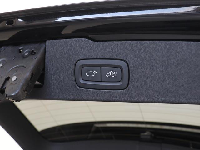 V60 クロスカントリー T5 AWD プロ 茶革 harman/kardon 19インチAW シートヒーター リラクゼーション機能 ベンチレーション機能 360°カメラ パワーテールゲート ドリフトウッドパネル リア5面ダークティンテッドガラス(34枚目)