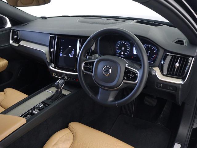 V60 クロスカントリー T5 AWD プロ 茶革 harman/kardon 19インチAW シートヒーター リラクゼーション機能 ベンチレーション機能 360°カメラ パワーテールゲート ドリフトウッドパネル リア5面ダークティンテッドガラス(38枚目)