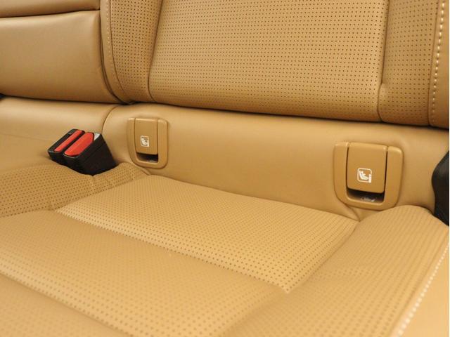 V60 クロスカントリー T5 AWD プロ 茶革 harman/kardon 19インチAW シートヒーター リラクゼーション機能 ベンチレーション機能 360°カメラ パワーテールゲート ドリフトウッドパネル リア5面ダークティンテッドガラス(41枚目)