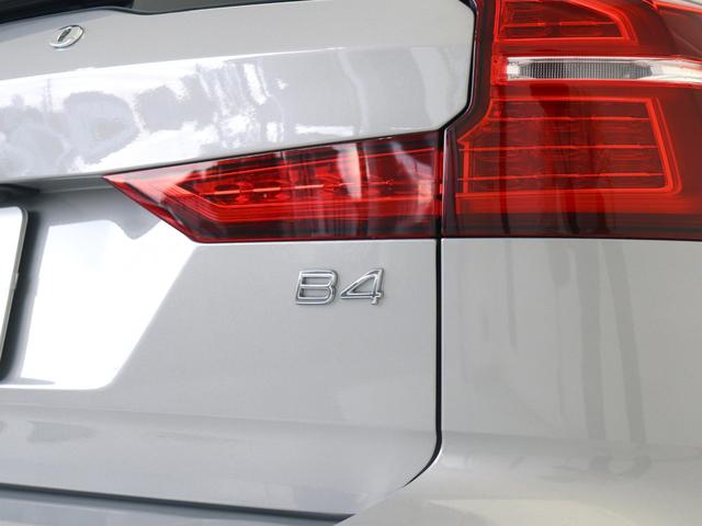 V60 アルティメット B4 2023年モデル Google搭載 前後純正ドラレコ 48V harman/kardon 前後シートヒーター ステアリングヒーター クリスタルシフトノブ ドリフトウッドパネル リラクゼーション機能(30枚目)
